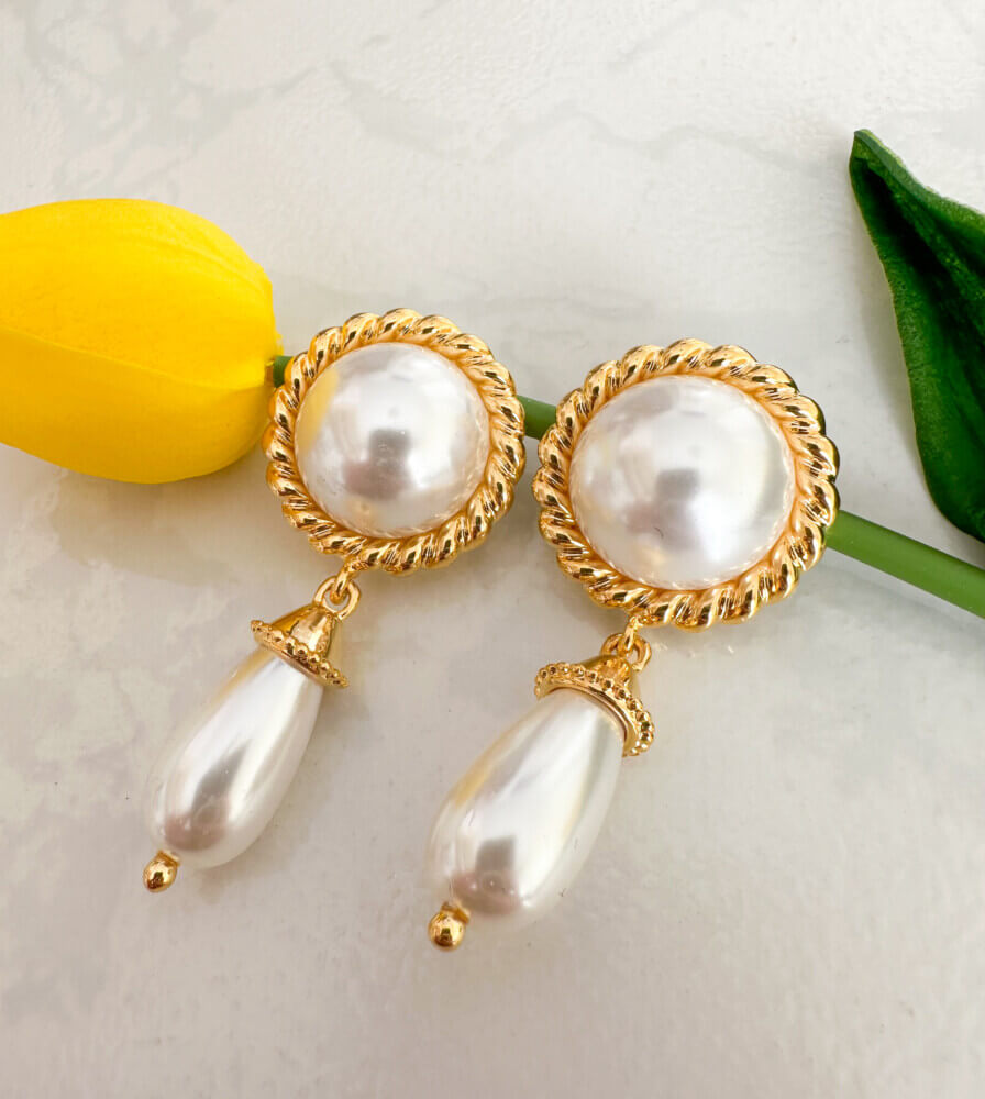 Royal earrings (3)