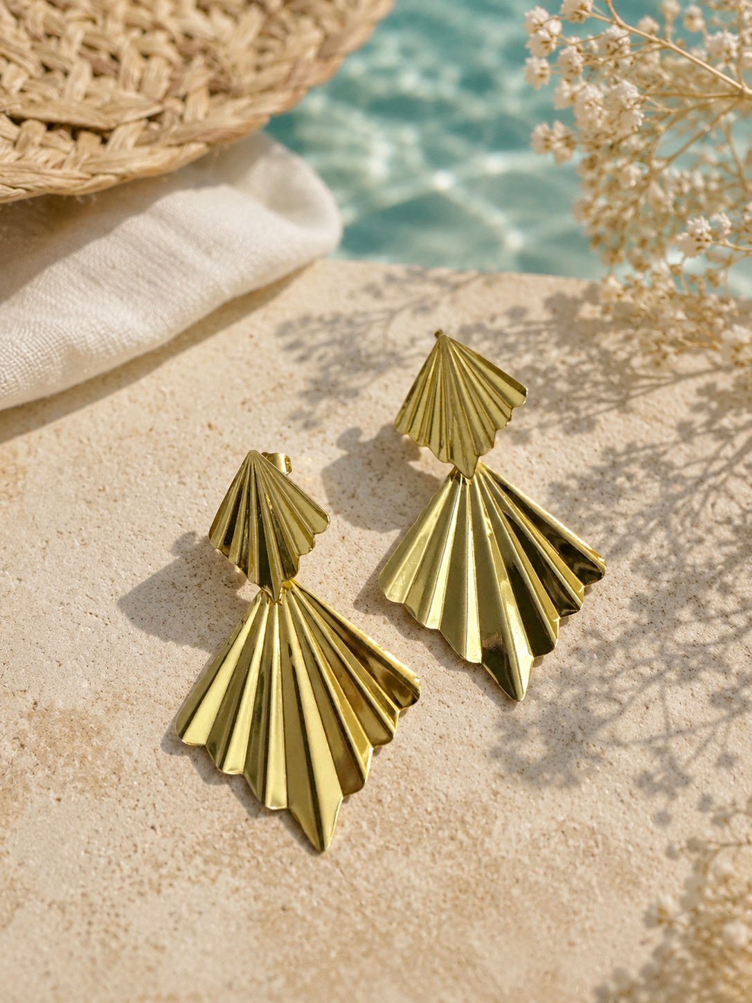 Paxos earrings ✨